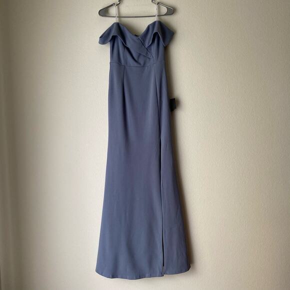 Lulu’s sz S off shoulder‎ trumpet gown NWT - Picture 1 of 12